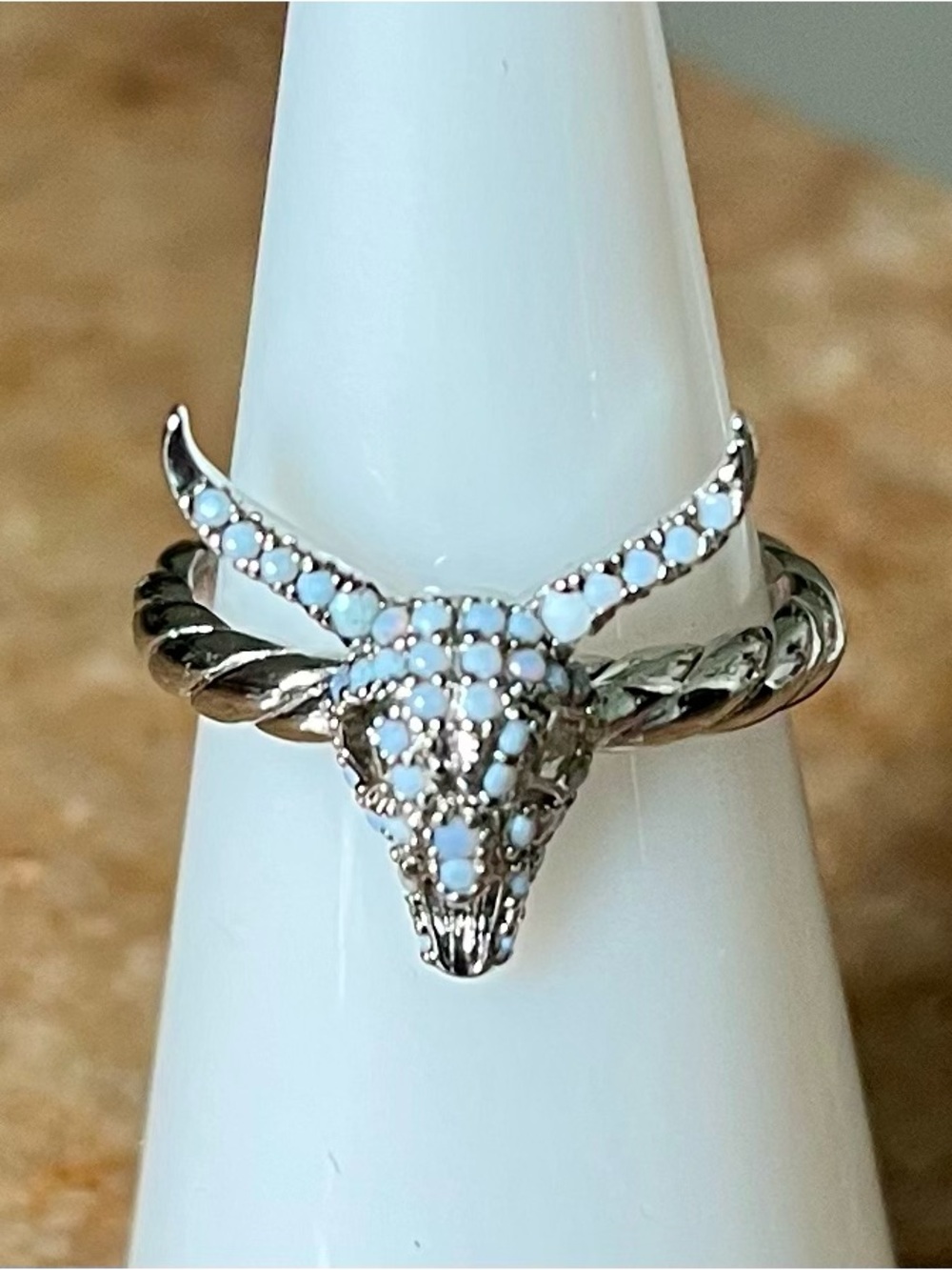 Bomb Party Desert Queen RBP3818 The Sparkling Skull White Magnesite Sz 6 Ring